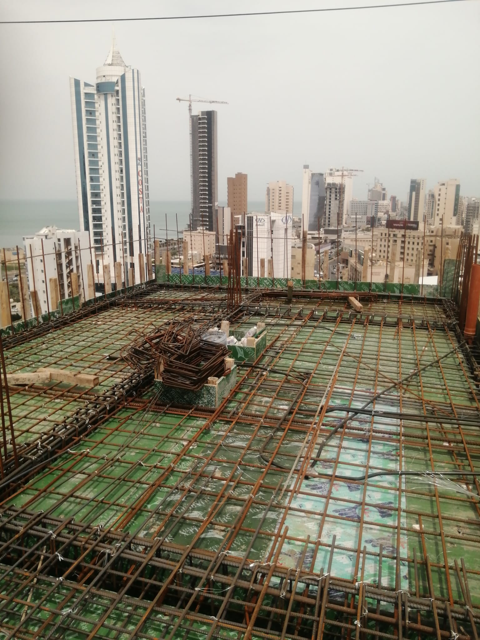 أدوار إضافية في الكويت - بدر صابر